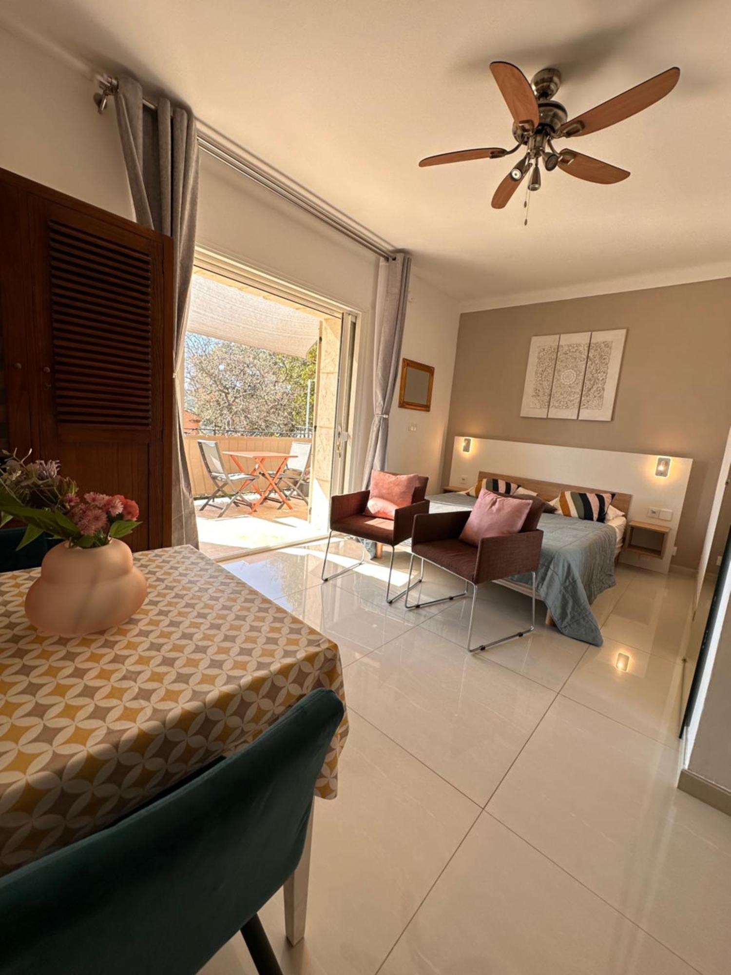 Villa Grand Baie Saint-Raphaël Eksteriør billede